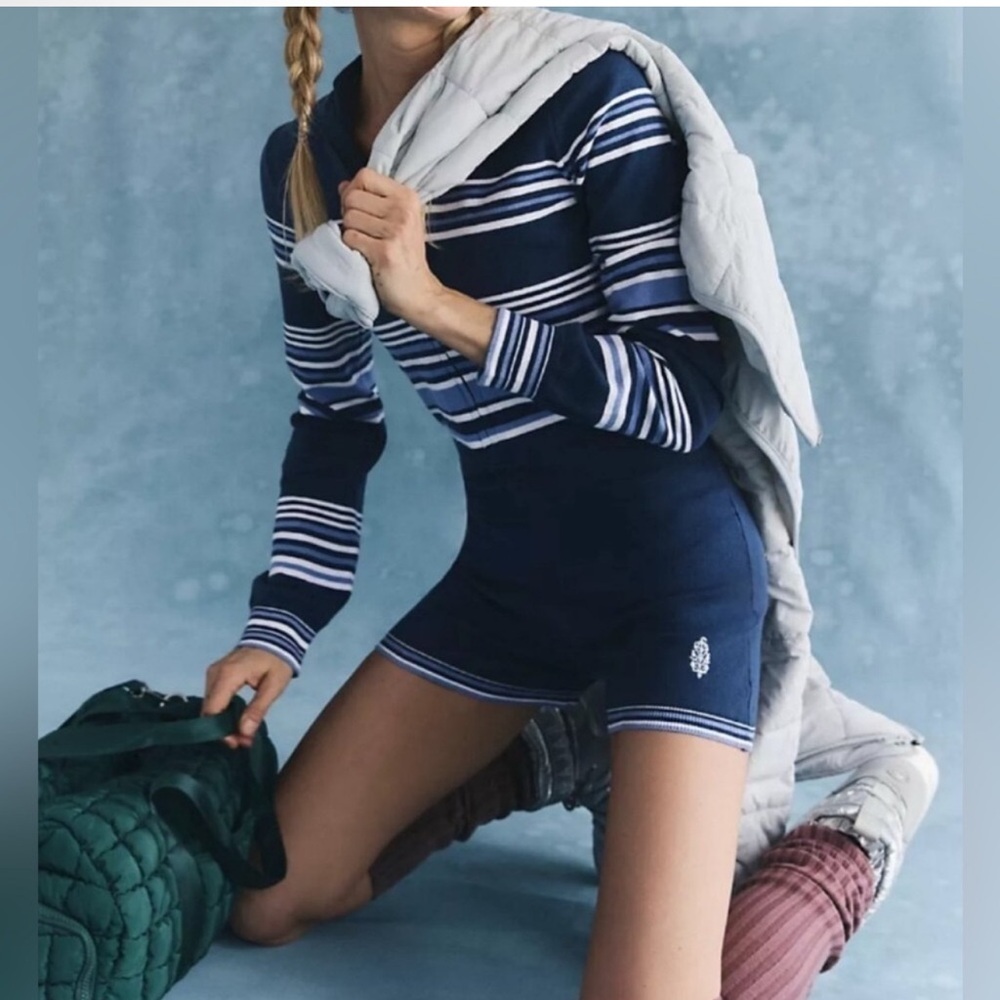FREE PEOPLE:”It’s Cold Outside”Playsuit Jumper
NWT